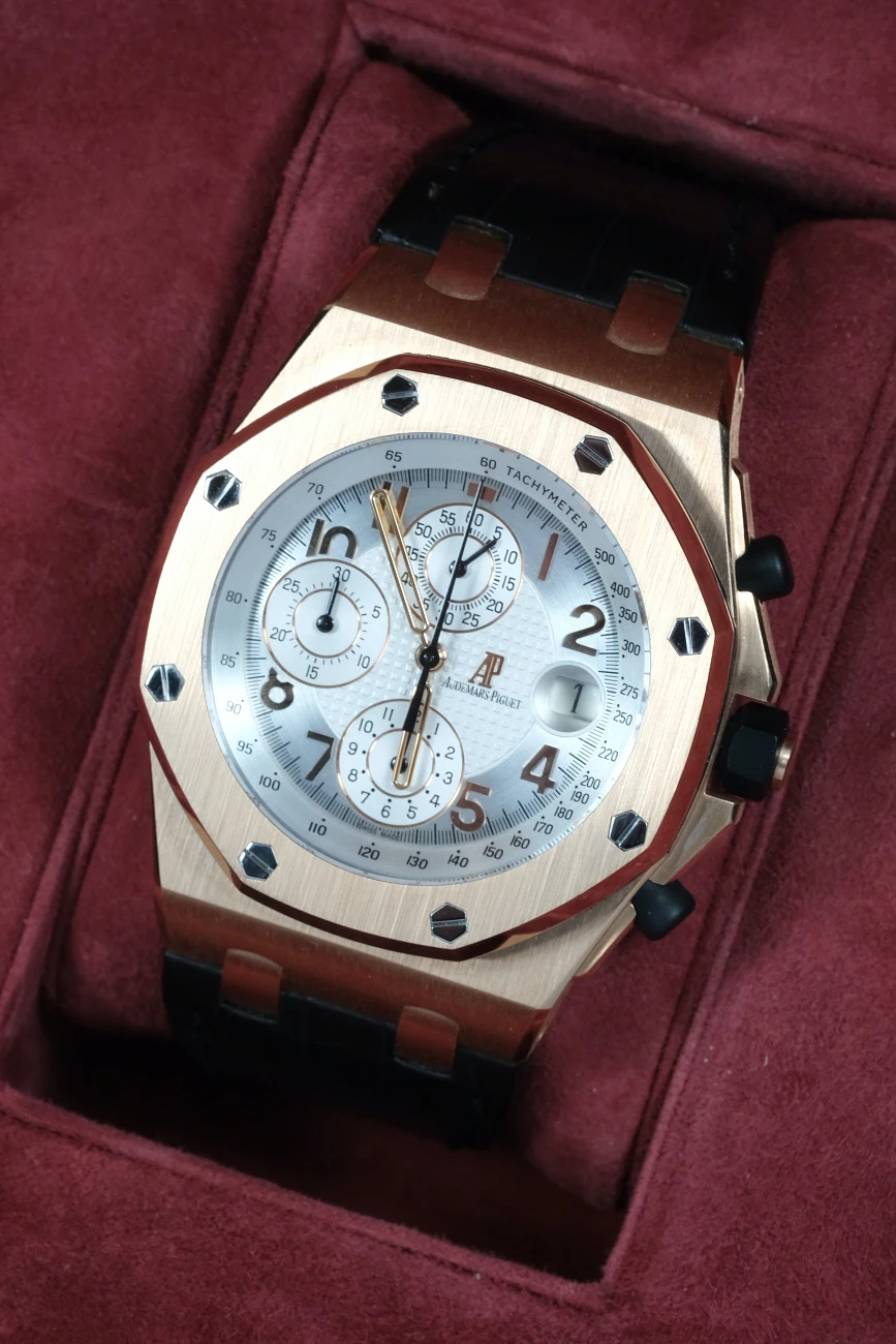 Часы Audemars Piguet  Royal Oak Offshore "Pride Of Russia"  26061OR.OO.D002CR.01