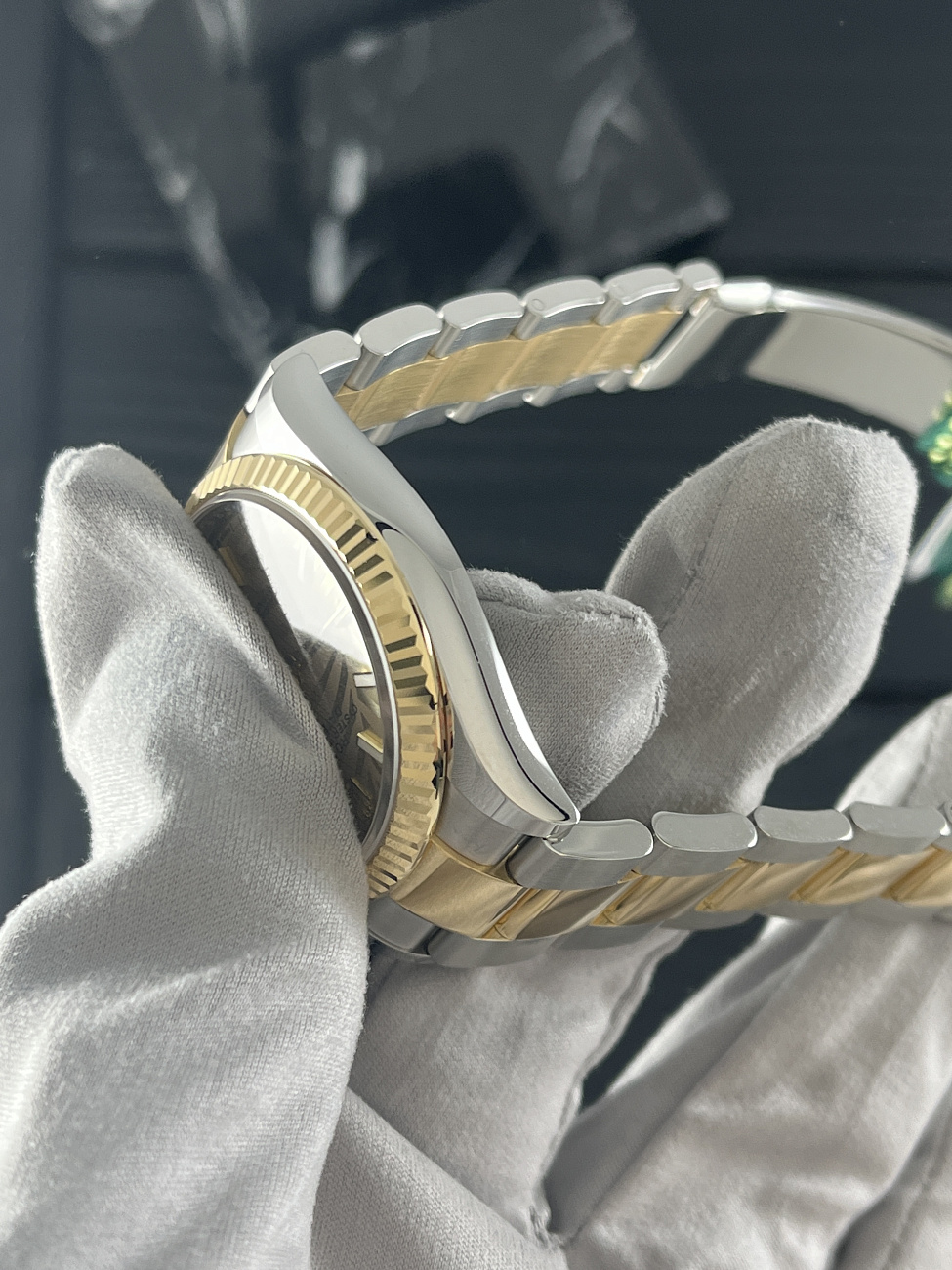 Часы Rolex  Datejust Champagne Palm Motif Dial  126233-0038