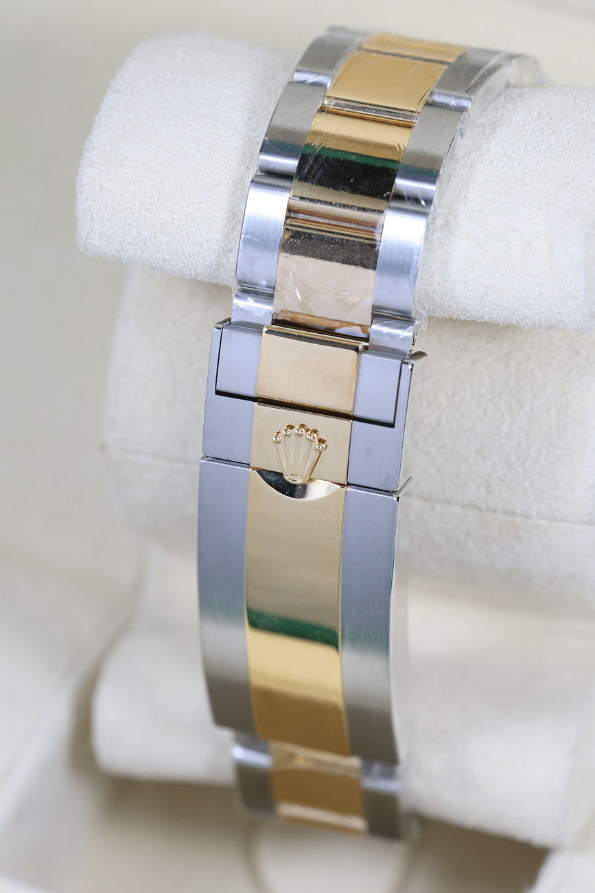 Часы Rolex  Submariner Steel &amp; Yellow Gold 41Mm  126613LB