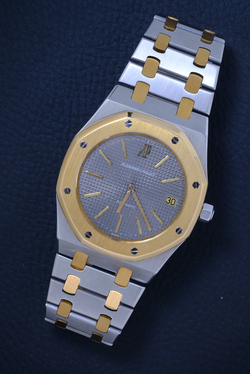 Часы Audemars Piguet  Royal Oak Jumbo Steel & Yellow Gold  5402SA