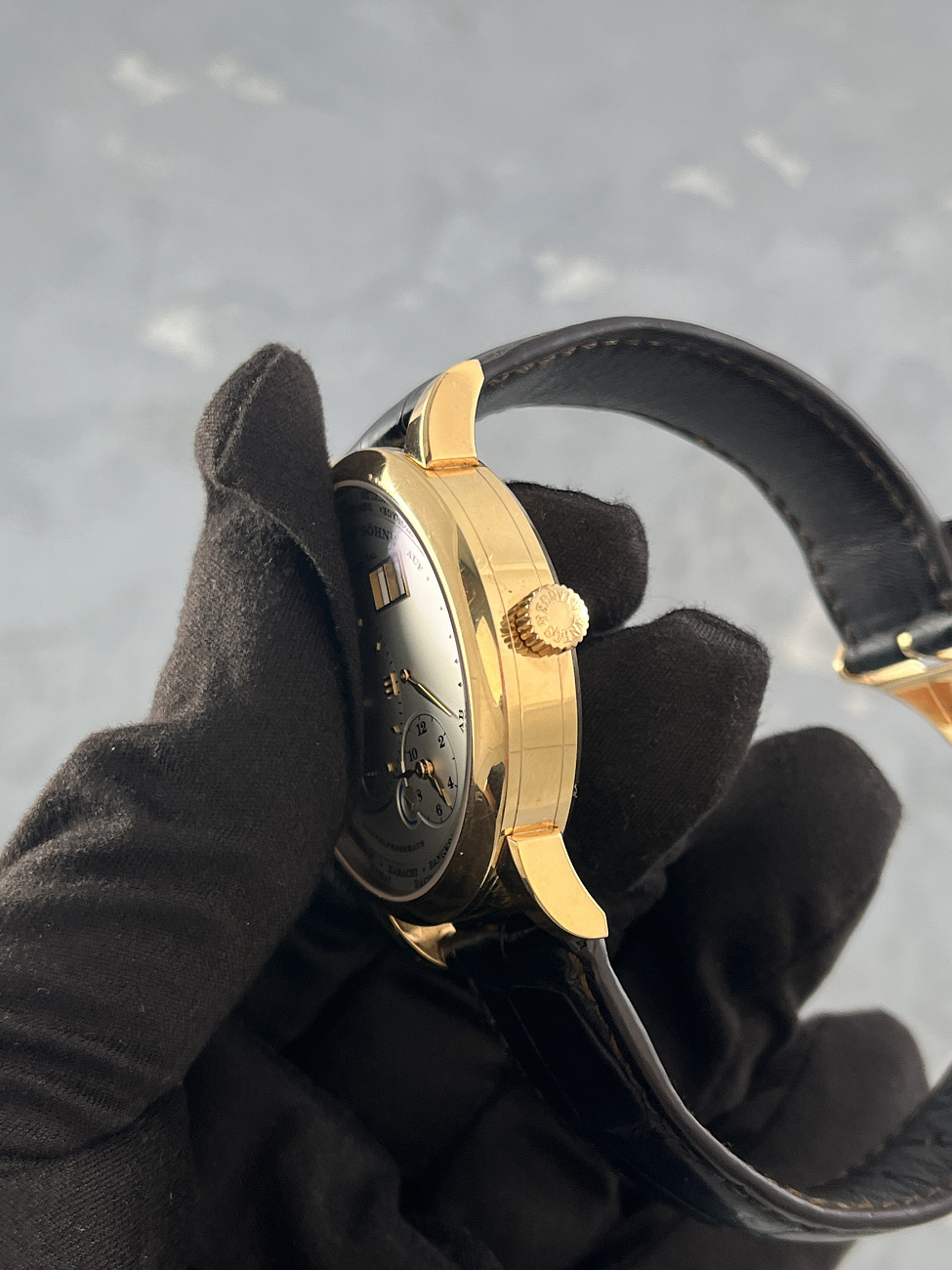 Часы A. Lange & Sohne  1 Time Zone  116.032