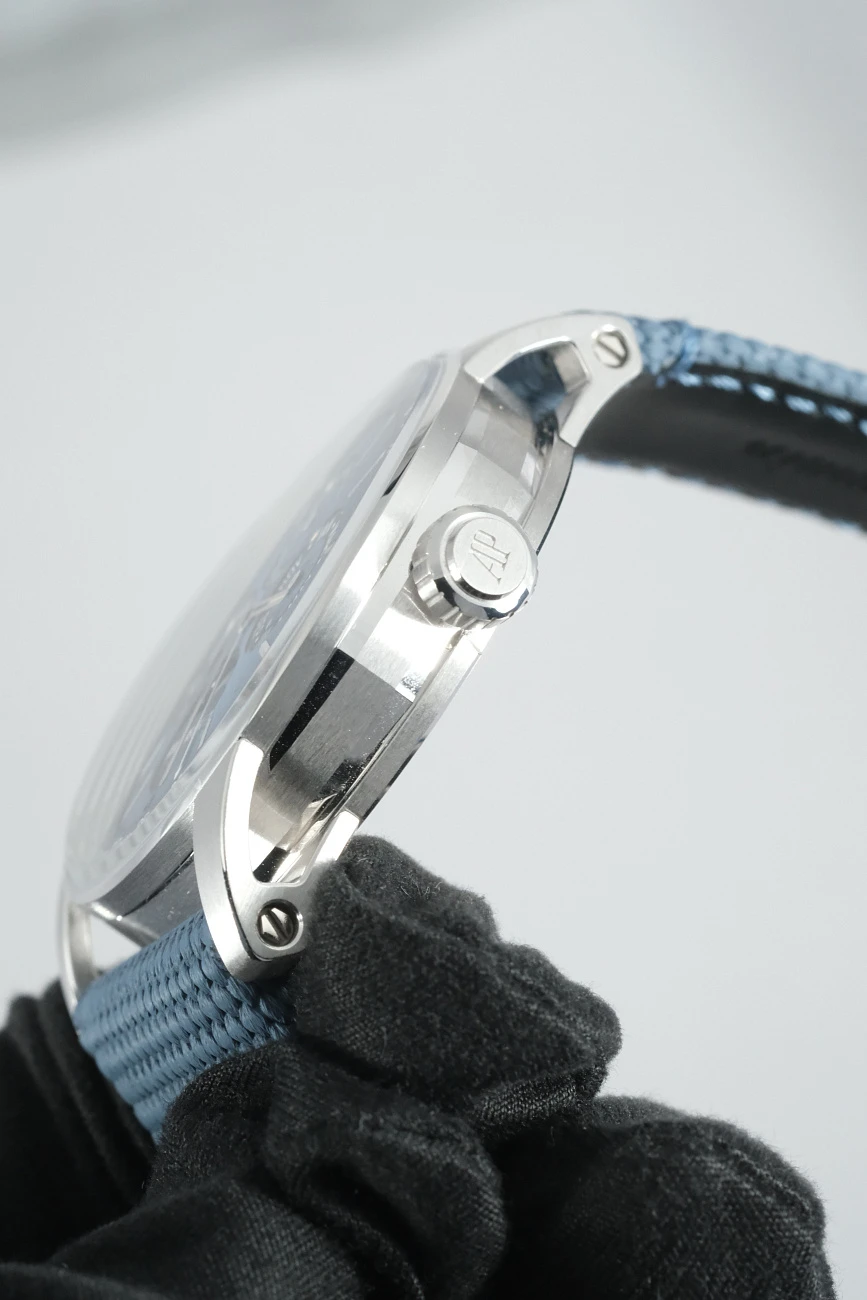Часы Audemars Piguet  Code 11.59 Perpetual Calendar White Gold Smoke Blue Dial  26494BC.OO.D350KB.01