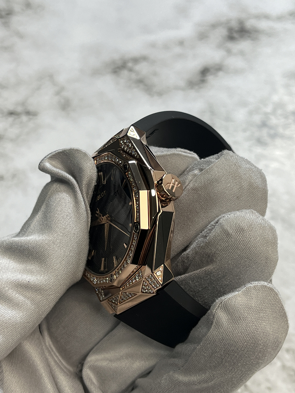 Часы Hublot  Classic Fusion Orlinski King Gold Alternative Pavé  550.OS.1800.RX.1804.ORL19