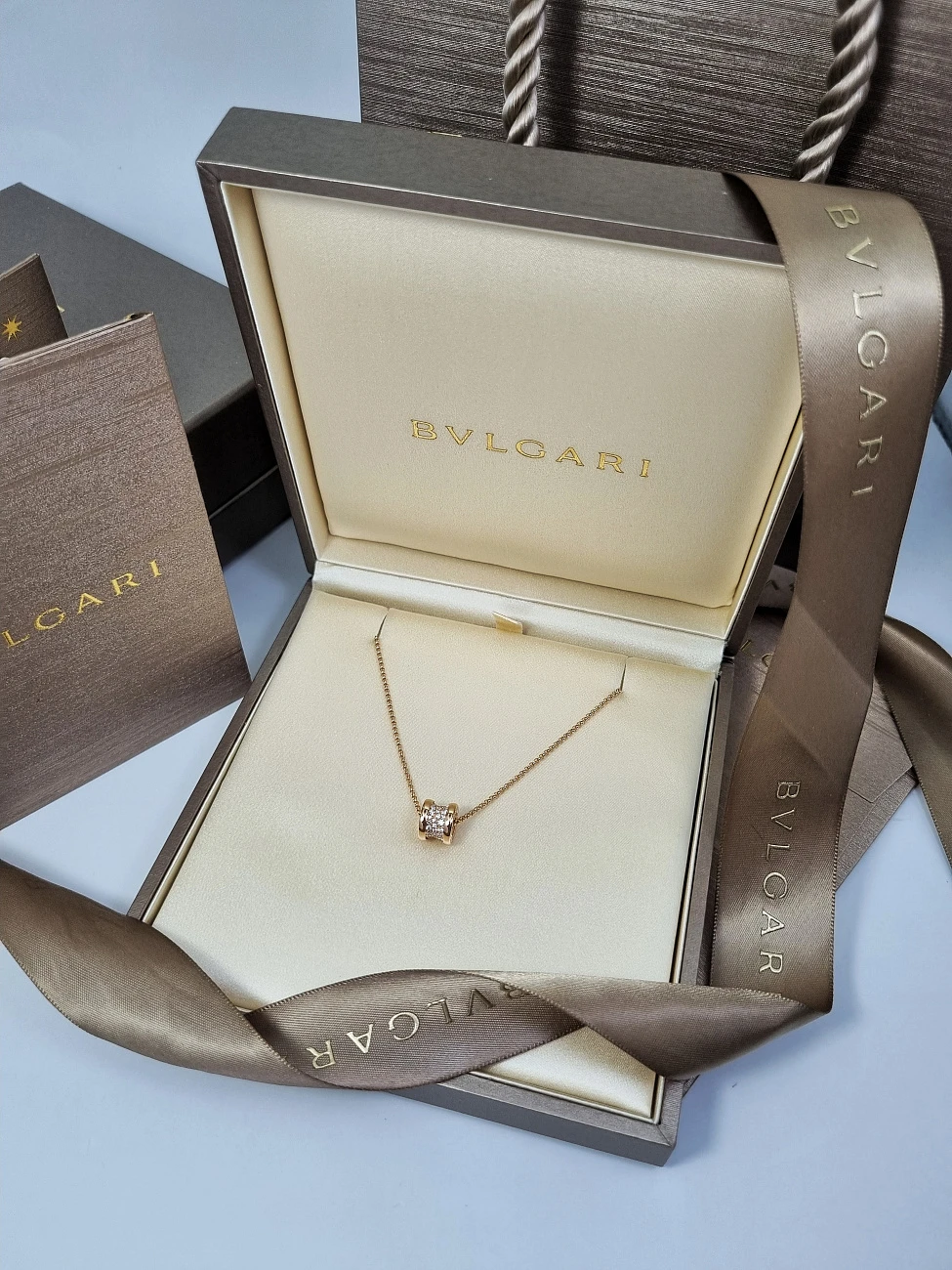 Украшение Bvlgari  B.zero1 Necklace 351116  351116 