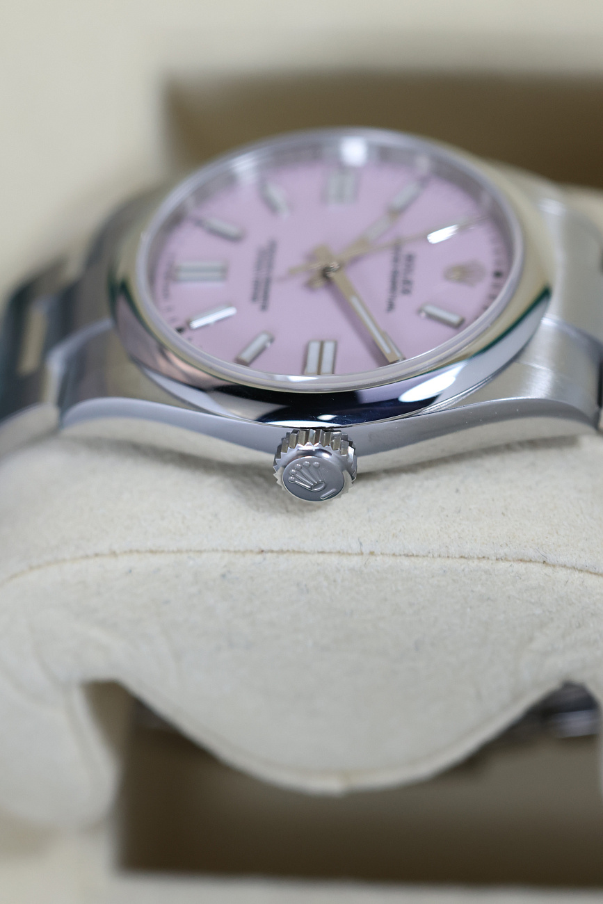 Часы Rolex  Oyster Perpetual 41 Mm Candy Pink Dial New Model  134300