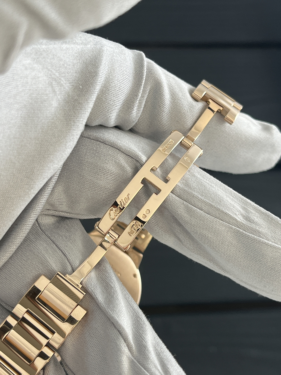 Часы Cartier  Ballon Bleu De Cartier Watch 33 Mm Automatic  WJBB0082