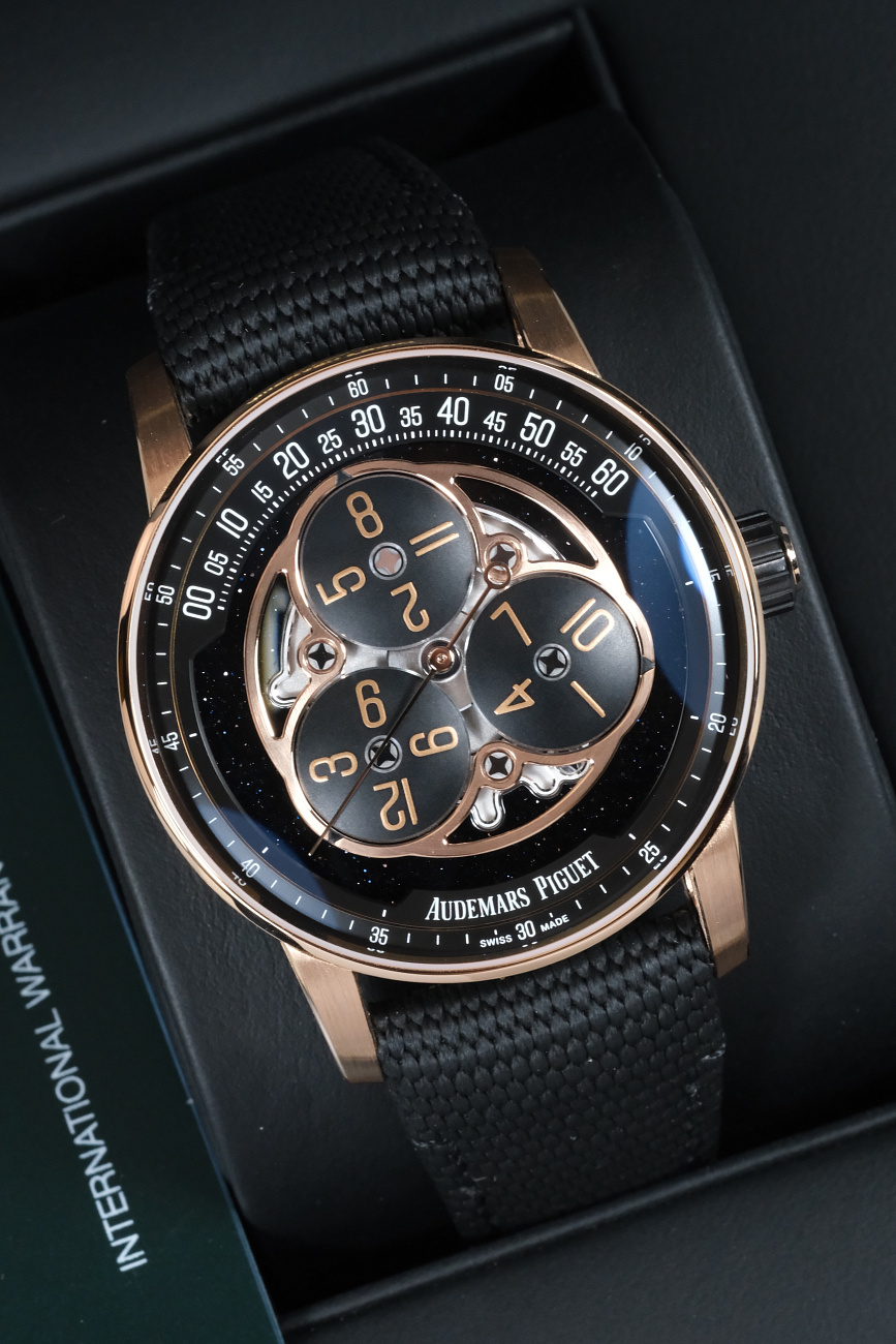 Часы Audemars Piguet  Code 11.59 Starwheel Rose Gold 7 Ceramic   15212NR.OO.A002KB.01-AB