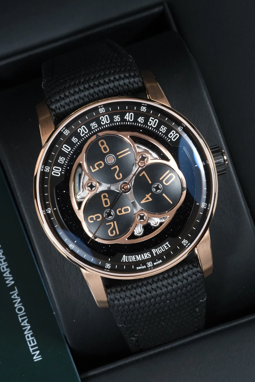 Часы Audemars Piguet  Code 11.59 Starwheel Rose Gold 7 Ceramic   15212NR.OO.A002KB.01-AB
