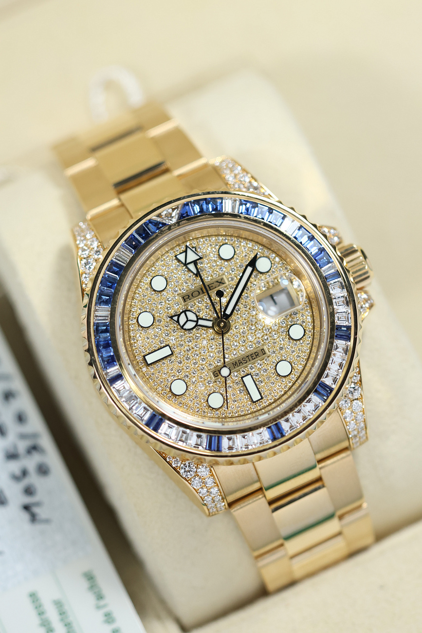 Часы Rolex  Rolex GMT Master II Sapphires Diamonds   116758SA