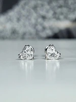 Украшение GIA  Серьги 1,01/1,01 ct. G-H/VVS2-VS1 (Heart Diamonds)   