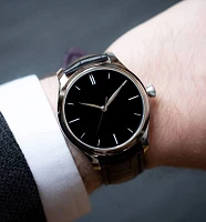 Заказать H. Moser &amp; Cie  H. Moser &amp; Cie Endeavour Centre Seconds Vantablack  1200-1235