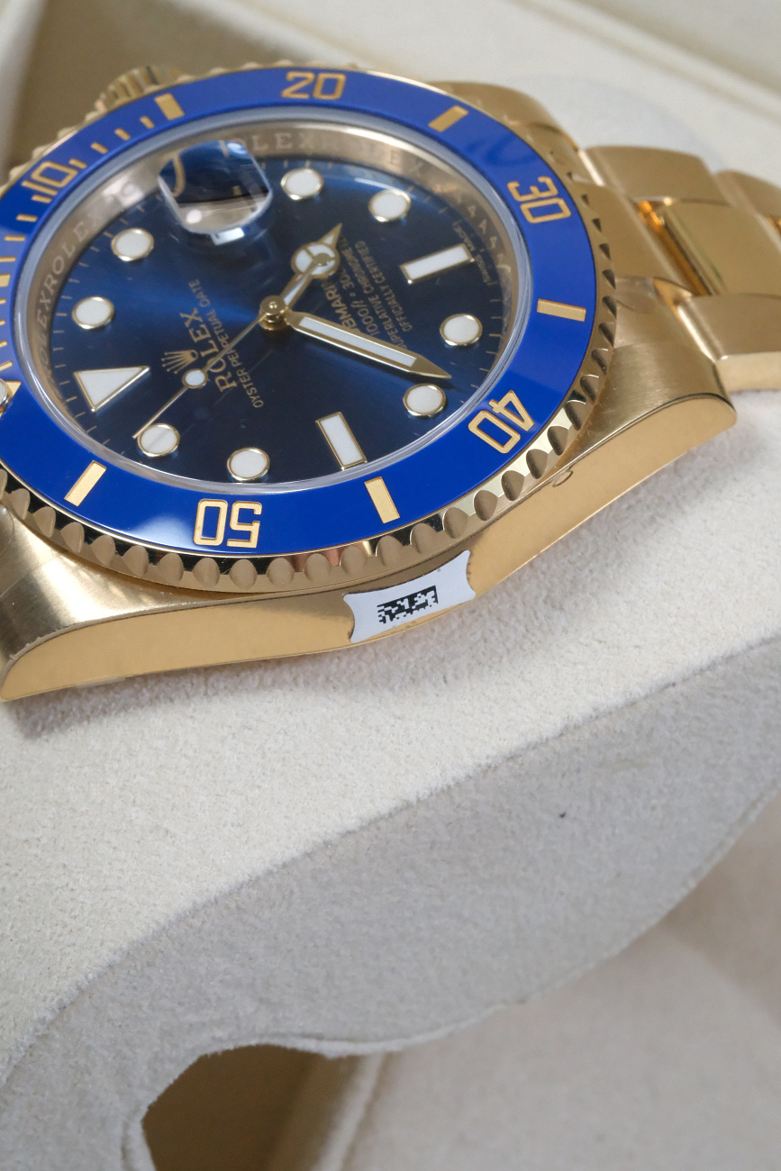 Часы Rolex  Submariner Yellow Gold Blue Discontiniued (Новые В Пленках)  116618LB