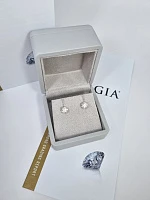 Украшение GIA  Серьги с бриллиантами 1,50/1,50 ct. K/VS1   