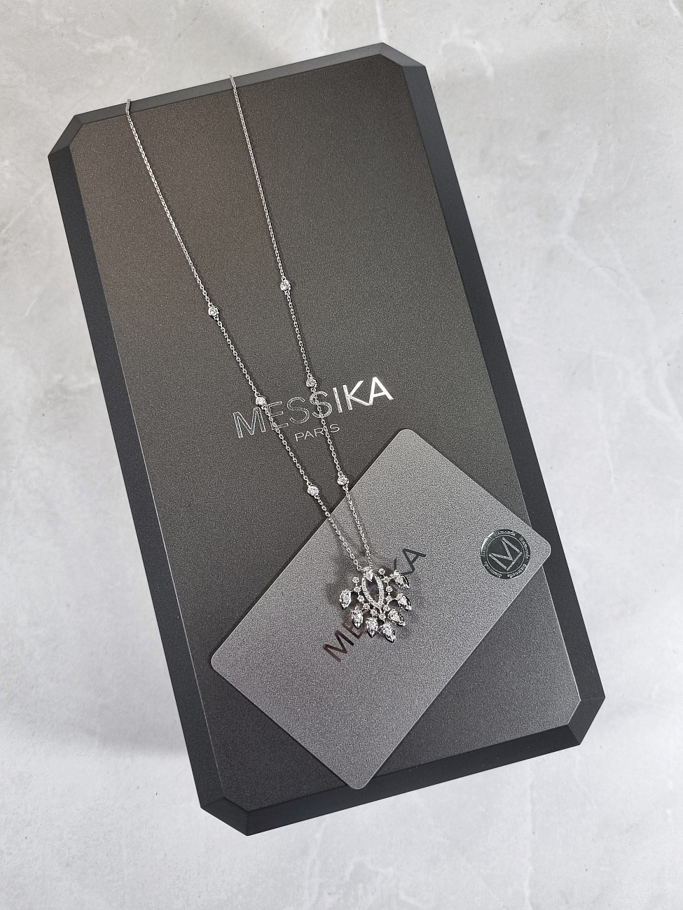 Украшение MESSIKA  Necklace Desert Bloom  07359-WG 