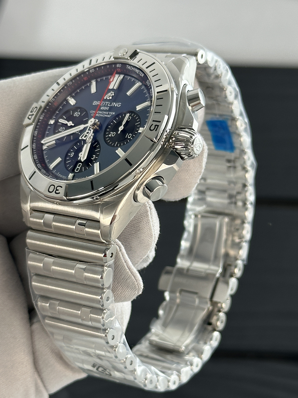 Breitling в наличии в Москве в &quot;Мануфактуре&quot;! 