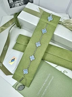 Украшение Van Cleef &amp; Arpels  Vintage Alhambra Bracelet, 5 Motifs Chalcedony  VCARD34700 