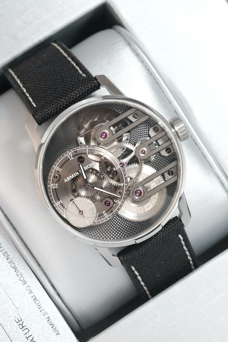Часы ARMIN STROM  Gravity Equal Force Ultimate Sapphire By Kari Voutilainen  ST21-GEF.SA