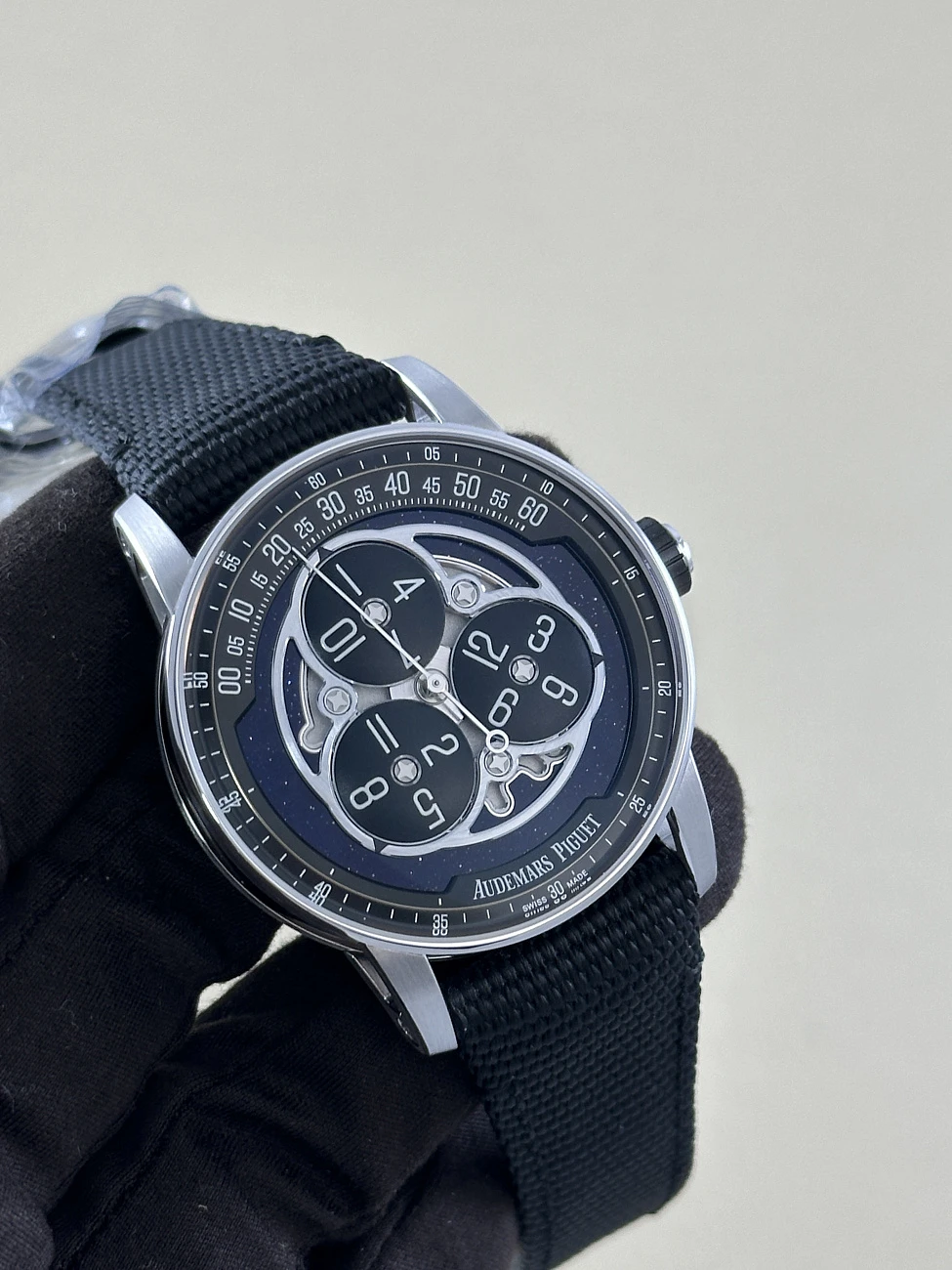 Часы Audemars Piguet  Code 11.59 By Audemars Piguet Starwheel  15212NB.OO.A002KB.01