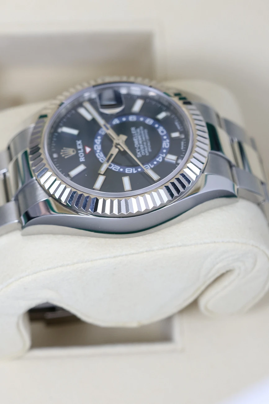 Часы Rolex  Sky-Dweller Steel Blue Dial  326934