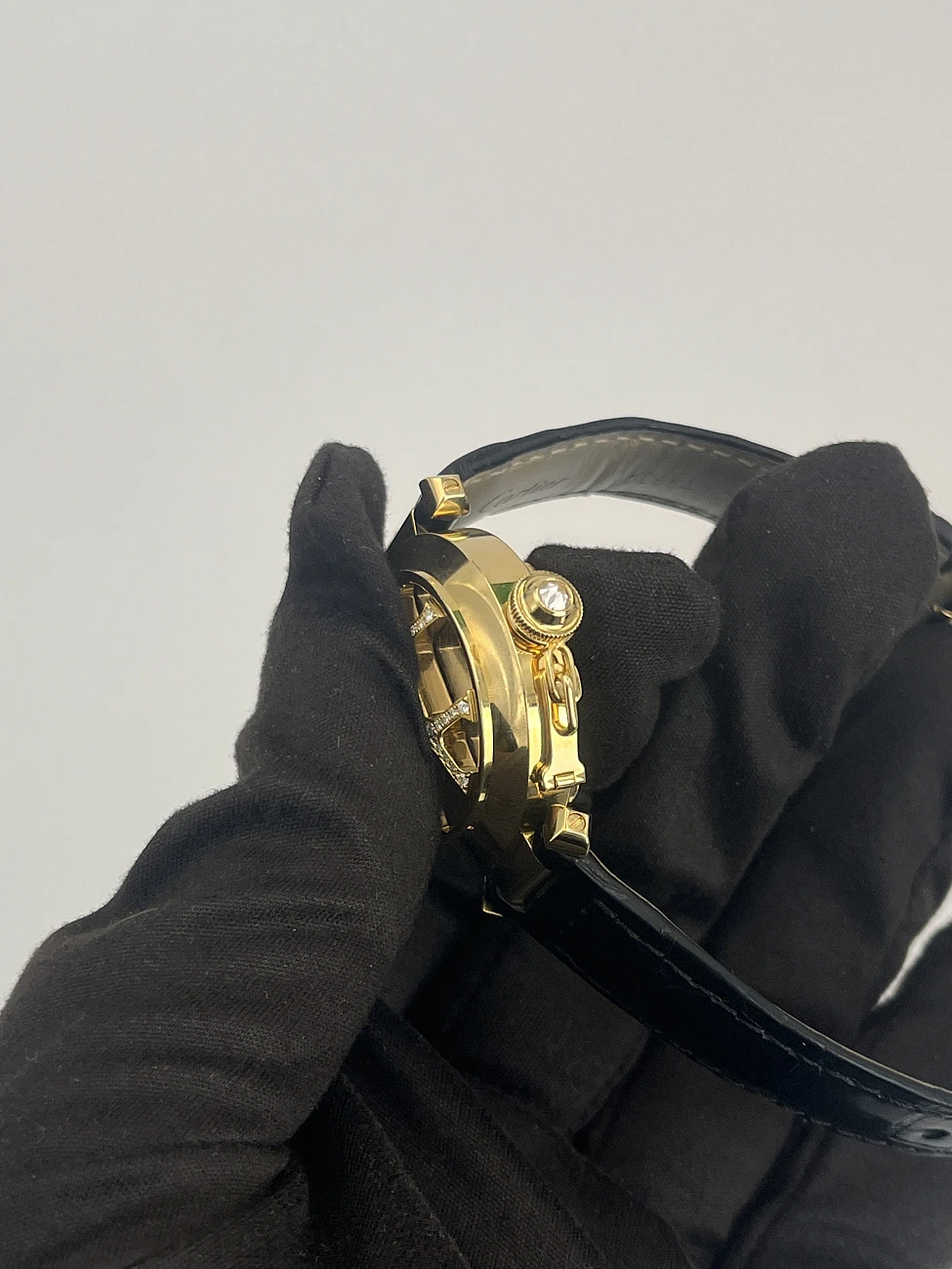 Часы Cartier  Pasha Grille Diamonds  2399