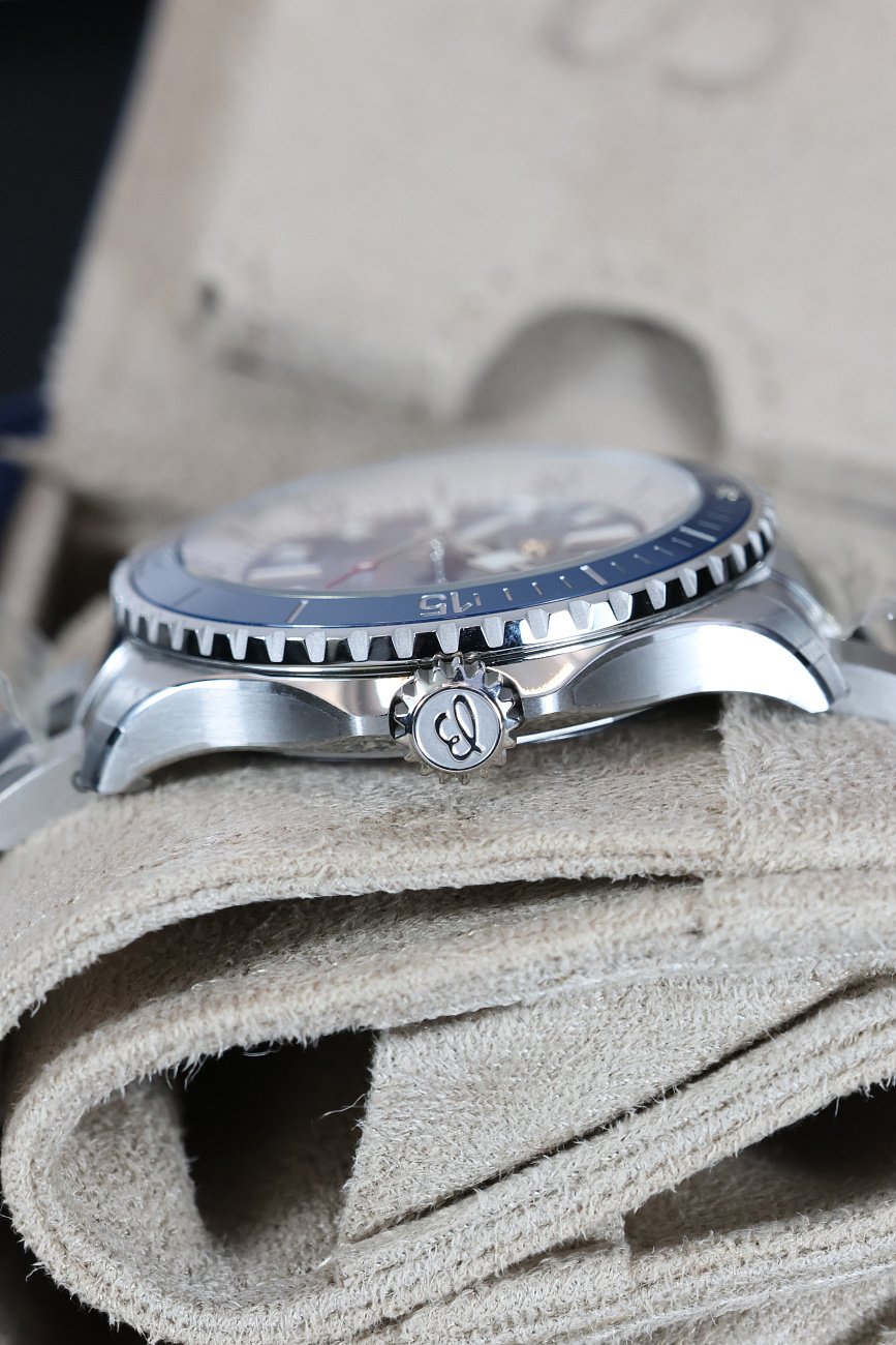 Часы Breitling  Superocean 42  A17375E71C1A1
