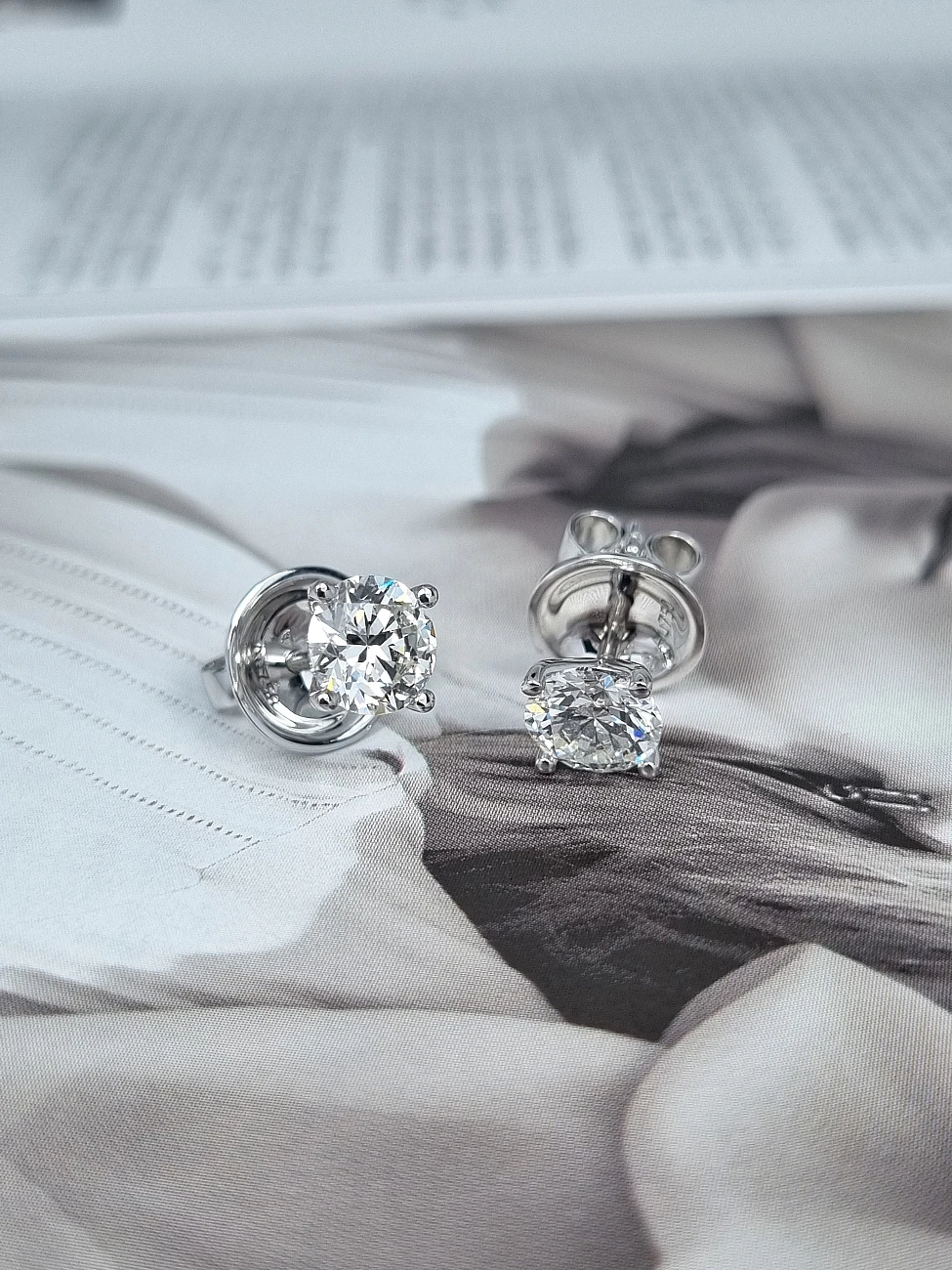 Украшение GIA  Серьги 1,00/1,08 ct. J/VS Round Diamonds   