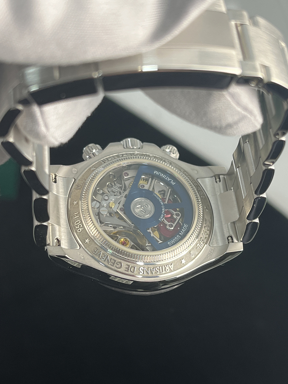 Часы Rolex  Artisans De Geneve La Montoya Rolex Daytona Platinum  La Montoya Base Rolex® 116506/Rolex®