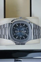 Часы Patek Philippe  Nautilus Travel Time Chronograph Blue Dial  5990/1A-011
