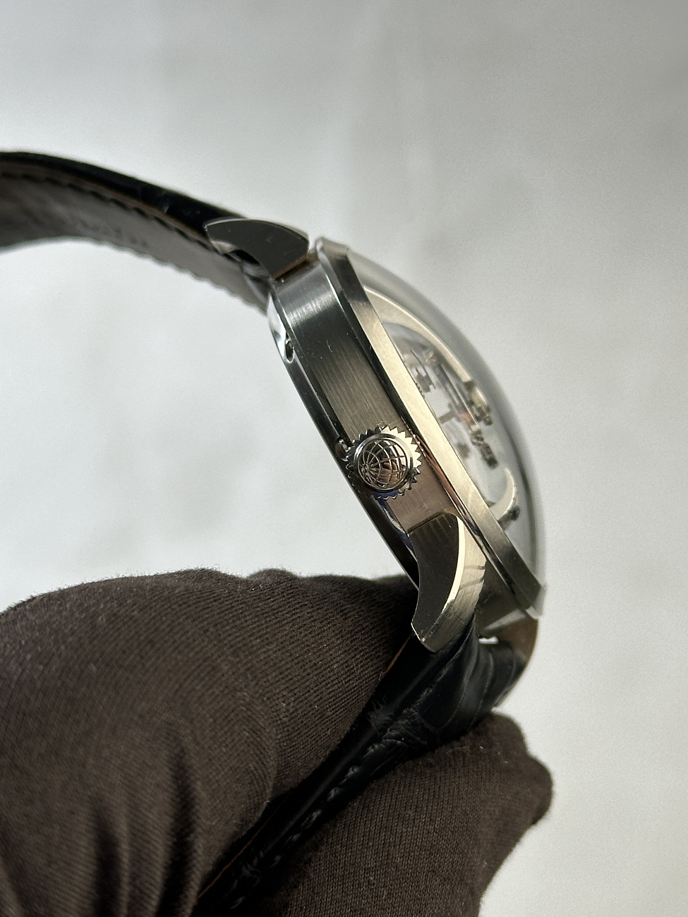 Часы MB&F  Legacy Machine No.1 White Gold  01.WL.W