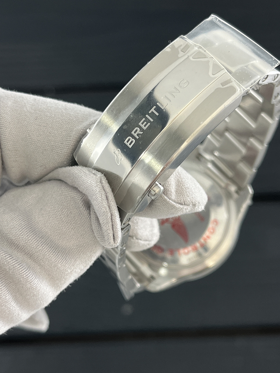 Часы Breitling  Superocean Automatic 36Mm  A17377211O1A1