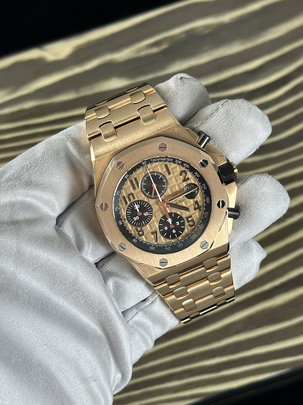 Часы Audemars Piguet  Royal Oak Offshore Chronograph 42Mm  26470OR.OO.1000OR.01 