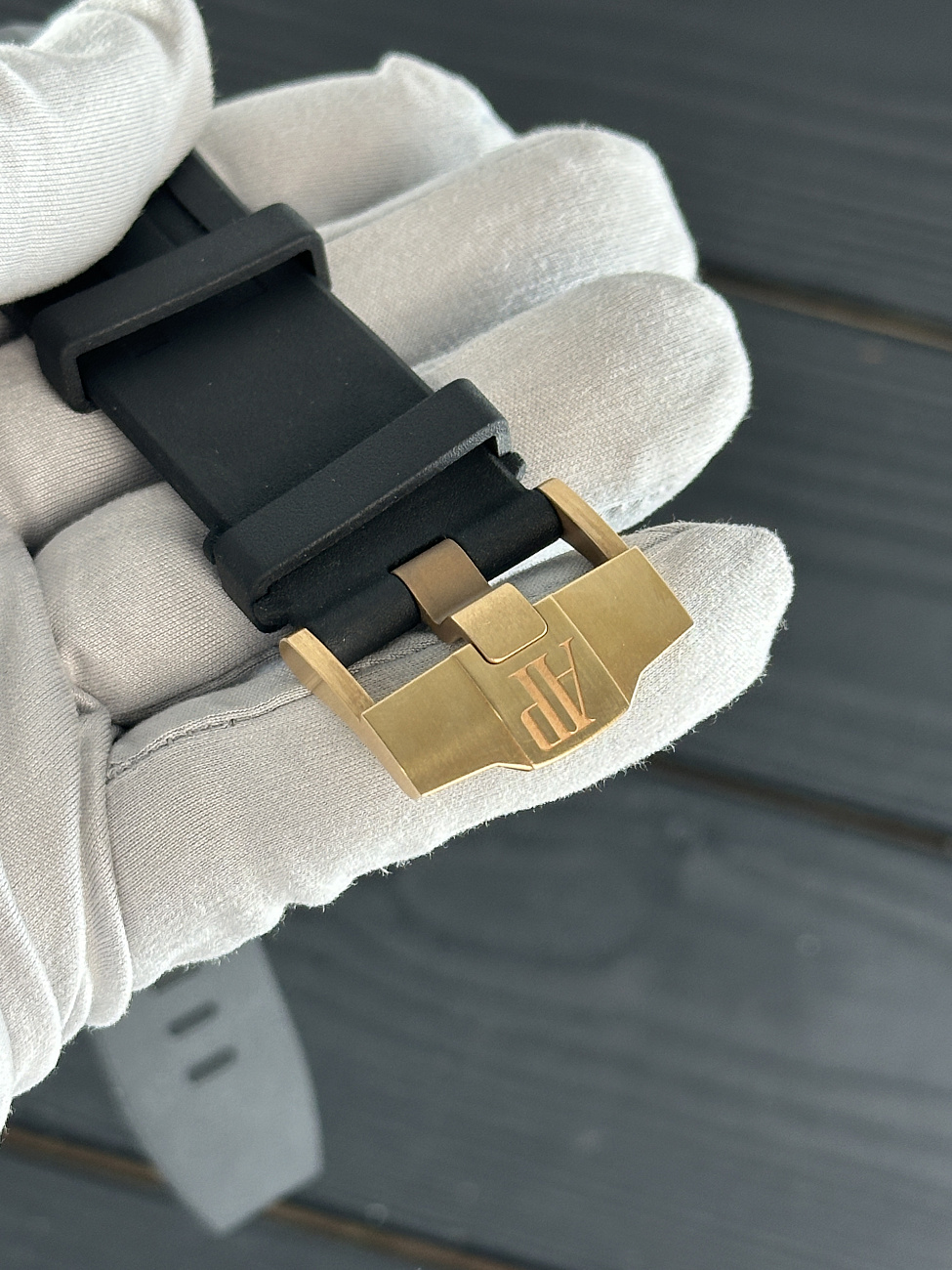 Часы Audemars Piguet  Royal Oak Offshore Chronograph Rose Gold 44Mm  26401RO.OO.A002CA.02