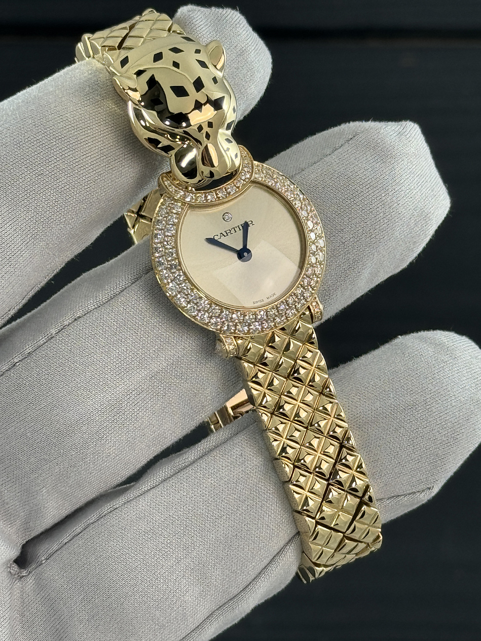 Часы Cartier  La Panthère De Cartier  HPI01526