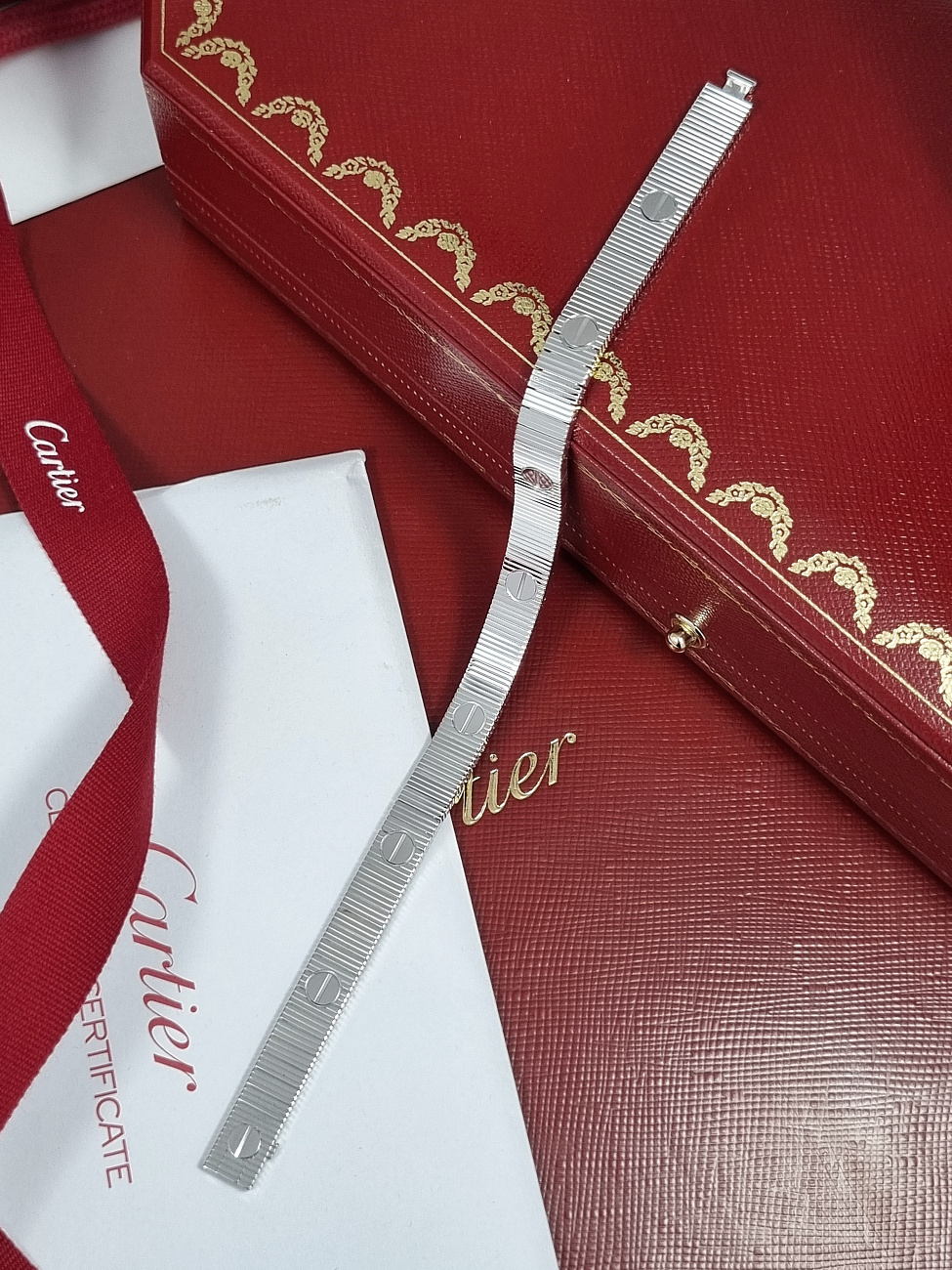 Cartier в наличии в Москве в "Мануфактуре"!