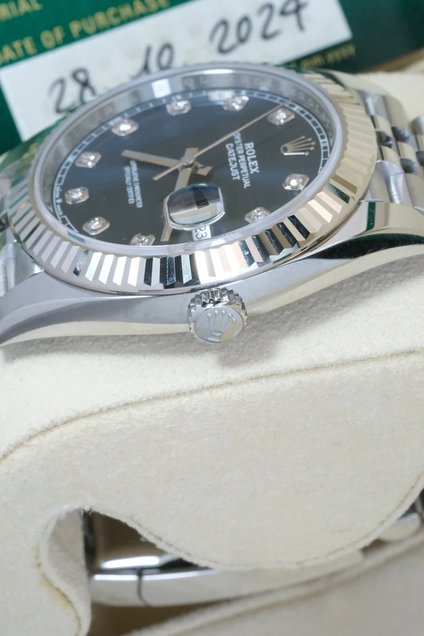 Часы Rolex  Oyster Perpetual Datejust 41Mm Blue Dial Diamond Index  126334