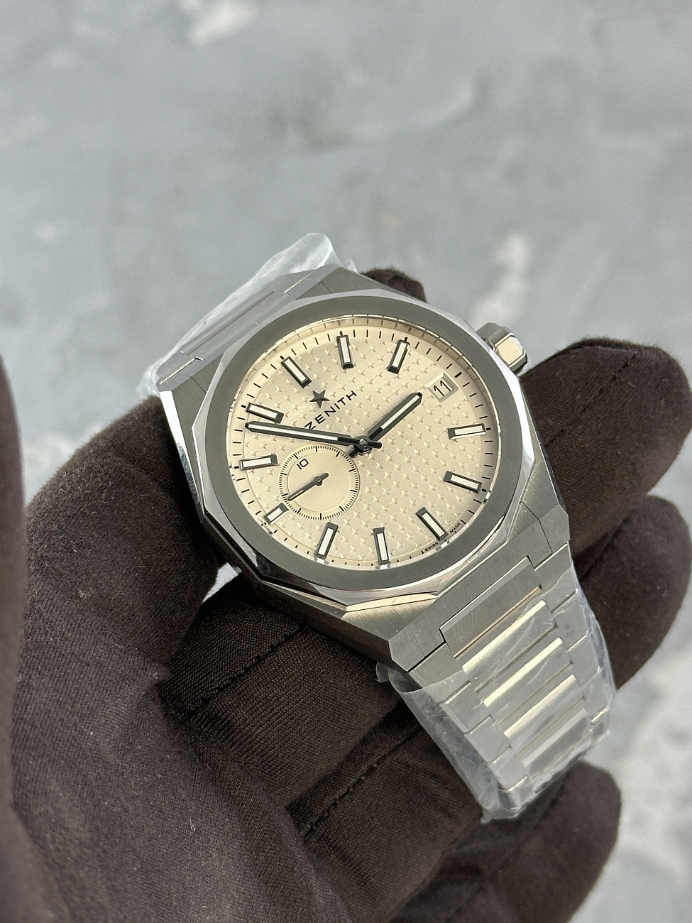 Часы Zenith  Defy Skyline White Dial  03.9300.3620/01.I001