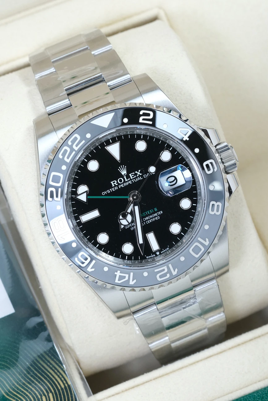 Часы Rolex  Gmt-Master Ii "Bruce Wayne" Oyster  126710GRNR