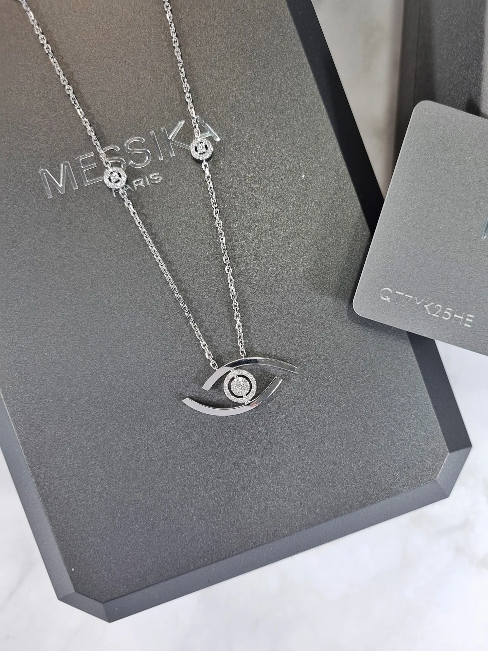 Украшение Messika  Колье Lucky Eye Long  Lucky Eye long diamond necklace for women 