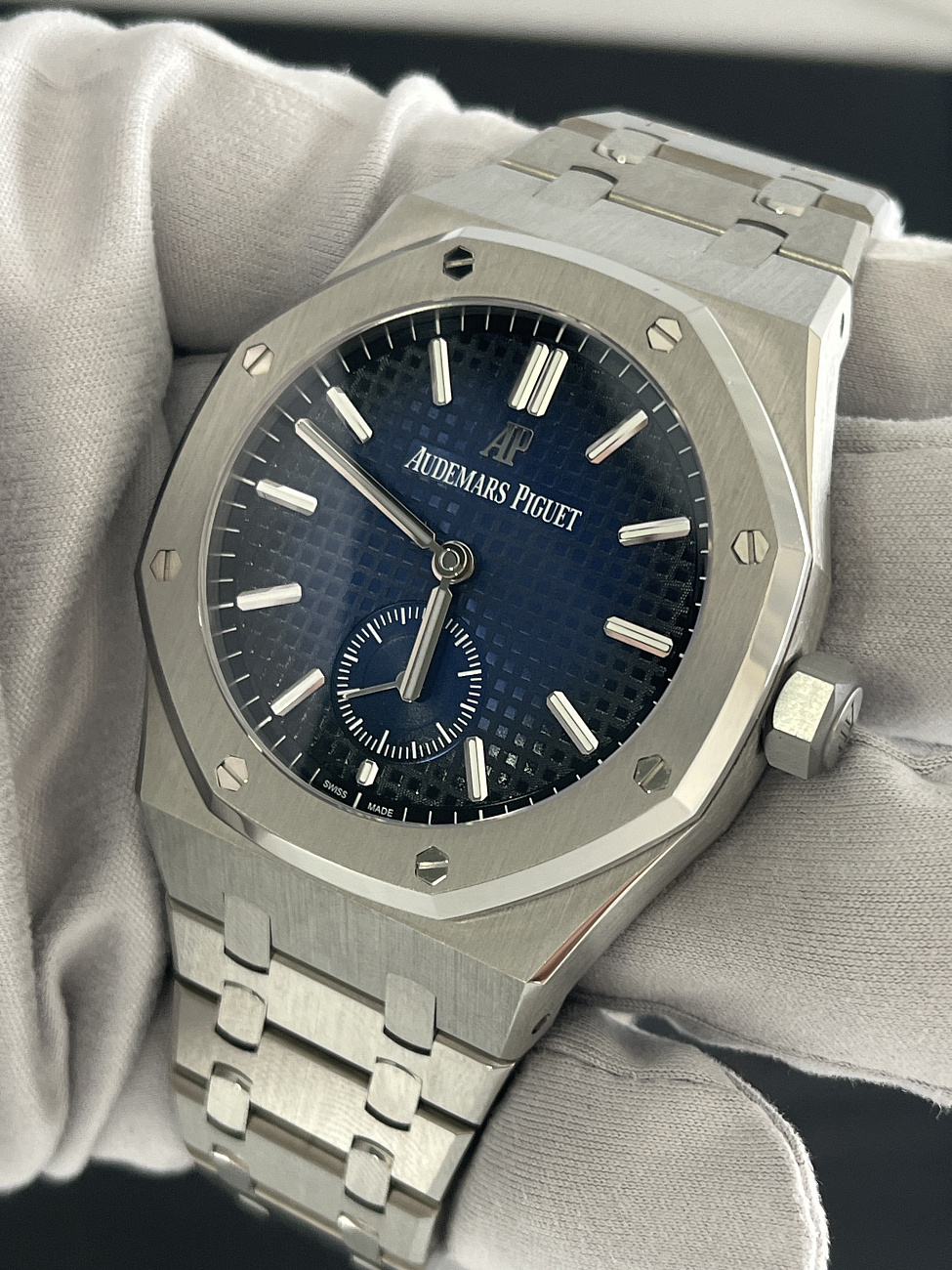 Часы Audemars Piguet  Royal Oak Minute Repeater Supersonnerie Limited Edition Premier  26591TI.OO.1252TI.04