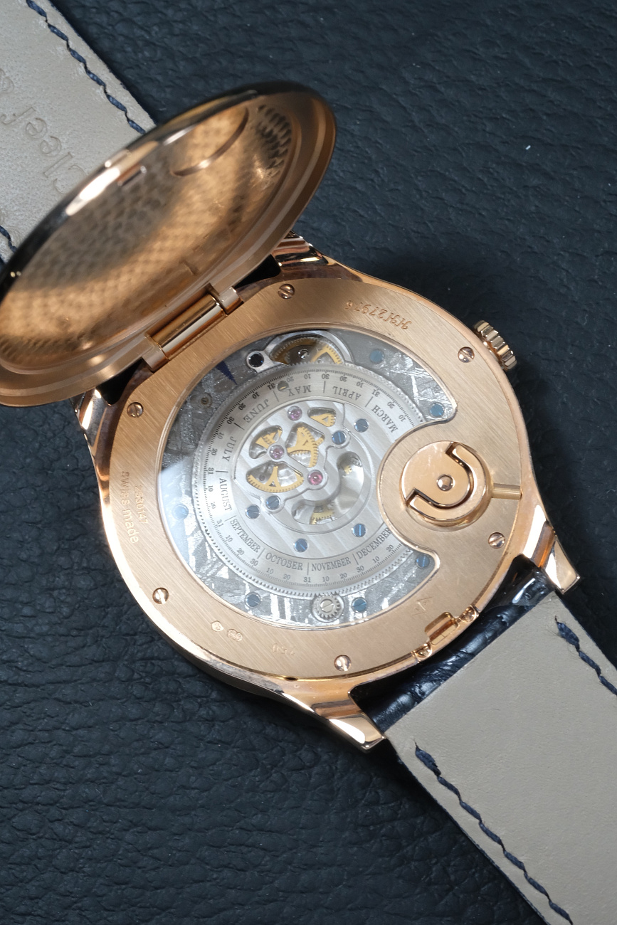 Часы Van Cleef & Arpels  Midnight In Moscow Rose Gold  VCARF80700 