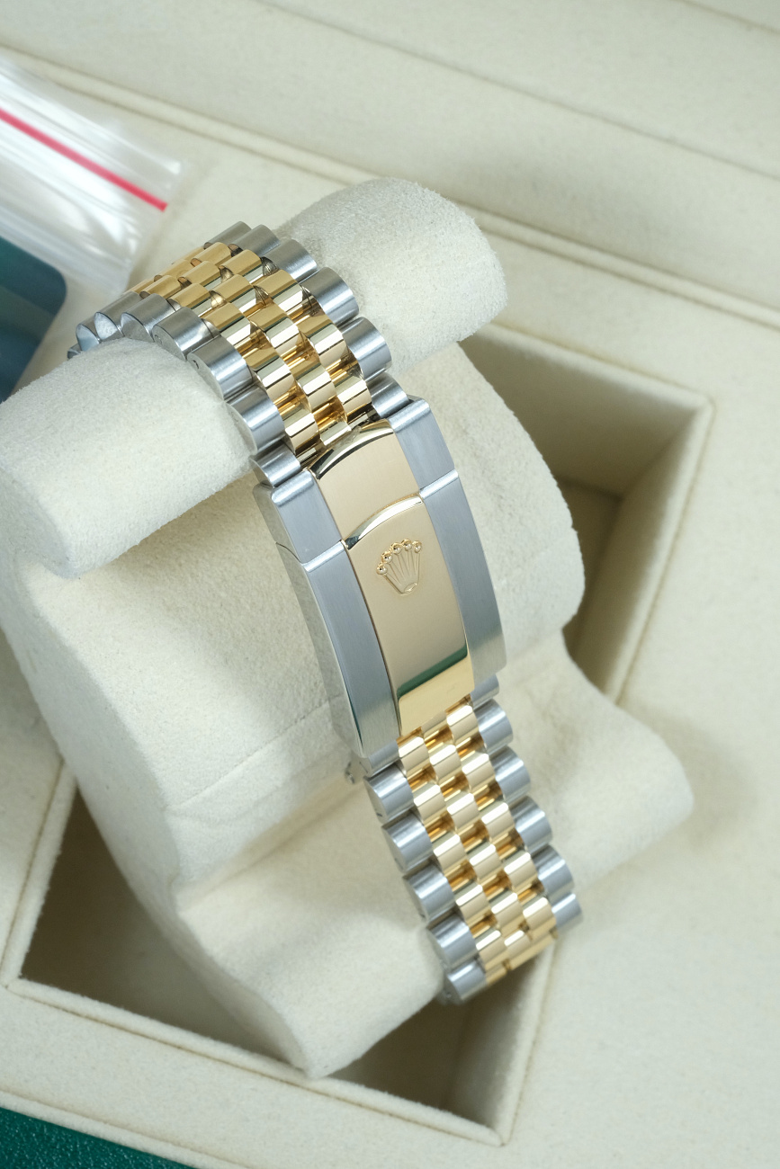 Часы Rolex  Datejust 36Mm Steel & Yellow Gold  126233