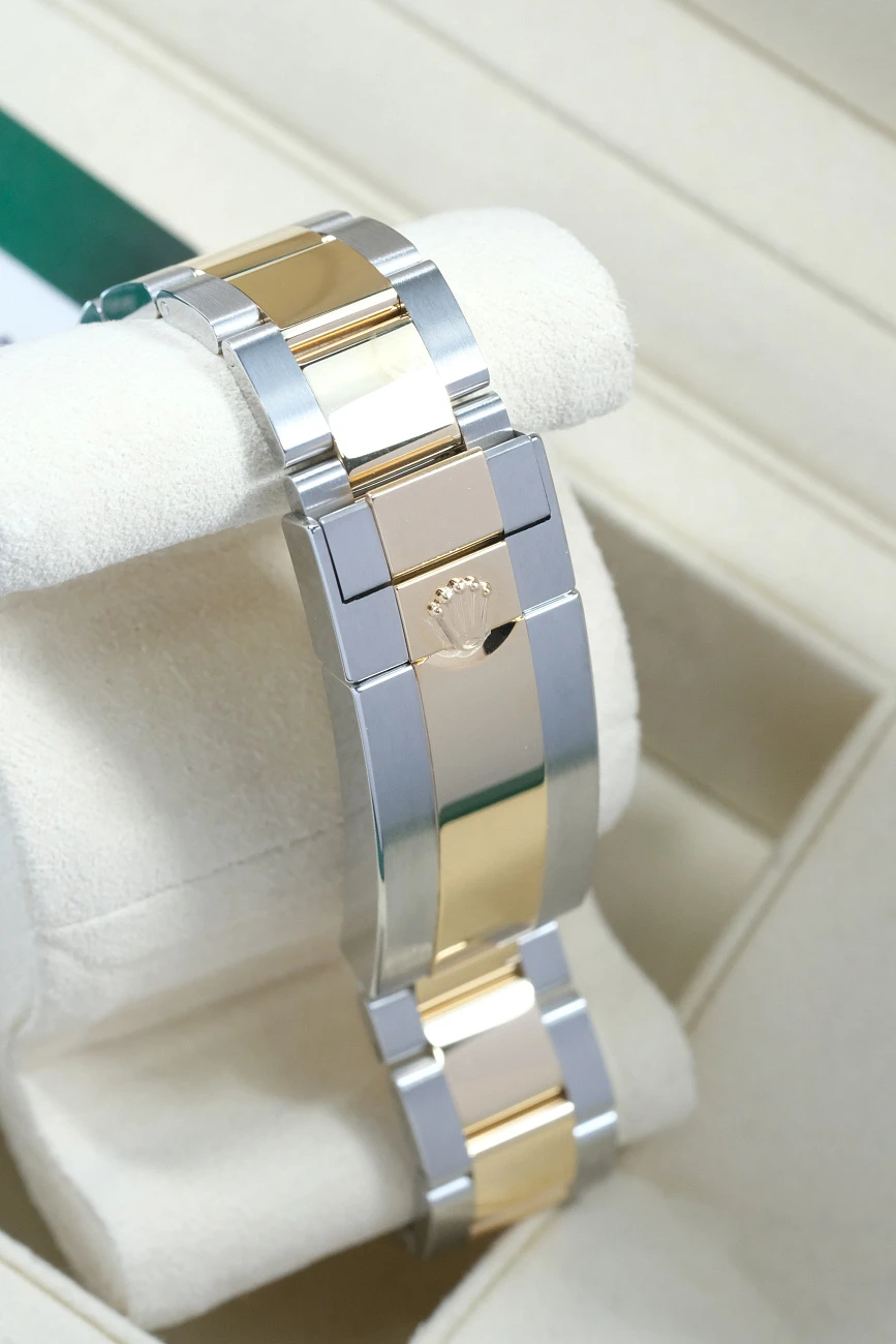 Часы Rolex  Submariner Steel &amp; Yellow Gold 41Mm  126613LB