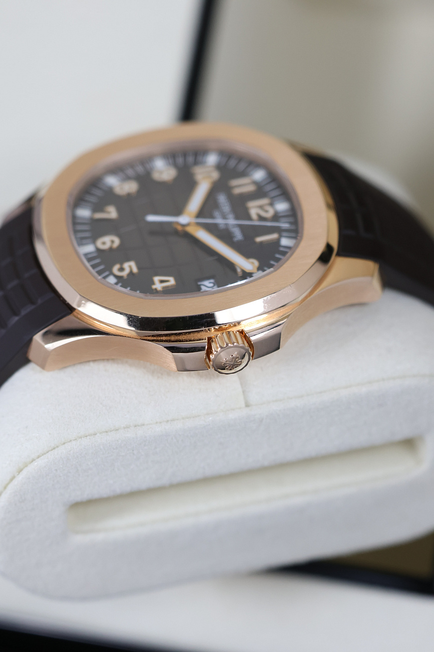 Часы Patek Philippe  Aquanaut Rose Gold  5167R-001