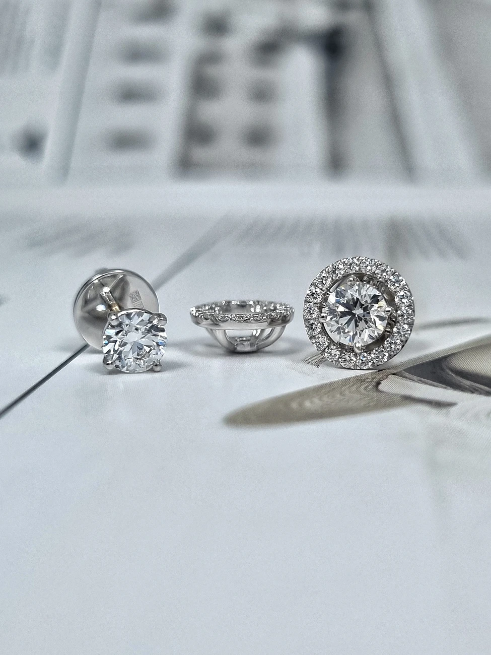 Украшение GIA  Серьги с бриллиантами 0,50/0,50 ct. D/VVS1 (3 Excellent)   