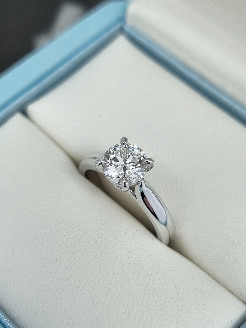 Украшение NO NAME  Кольцо С Бриллиантом 1,11 Ct. F/Si1 (3 Excellent) Lucky Number   