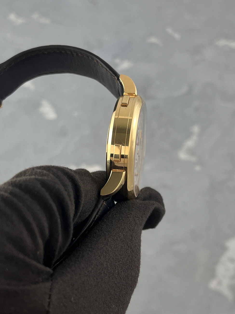 Часы A. Lange &amp; Sohne  1 Time Zone  116.032