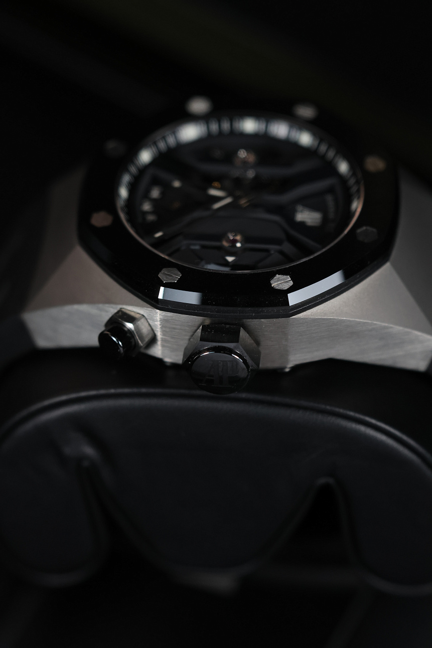 Часы Audemars Piguet  Royal Oak Concept Gmt Tourbillon 44 Mm  26560IO.OO.D002CA.01