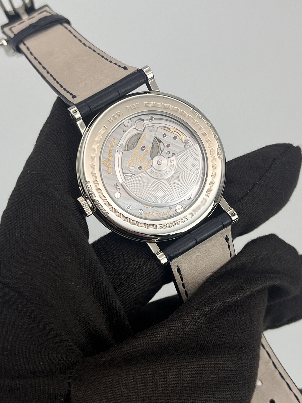 Часы Breguet  Classique 7137 White Gold 39Mm  7137BB/Y5/9VU