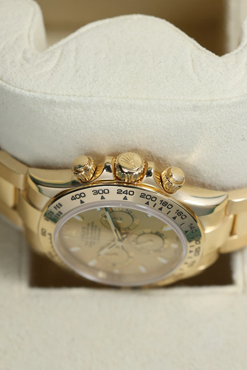 Часы Rolex  Cosmograph Daytona 40Mm Yellow Gold  116508