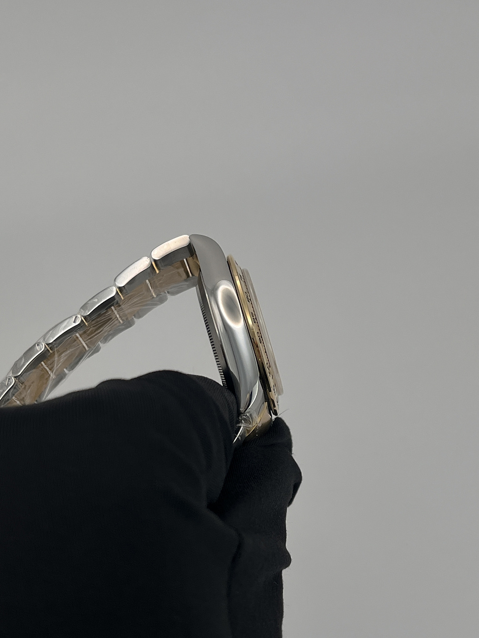 Часы Rolex  Oyster Perpetual Cosmograph Daytona Champagne Dial  116503